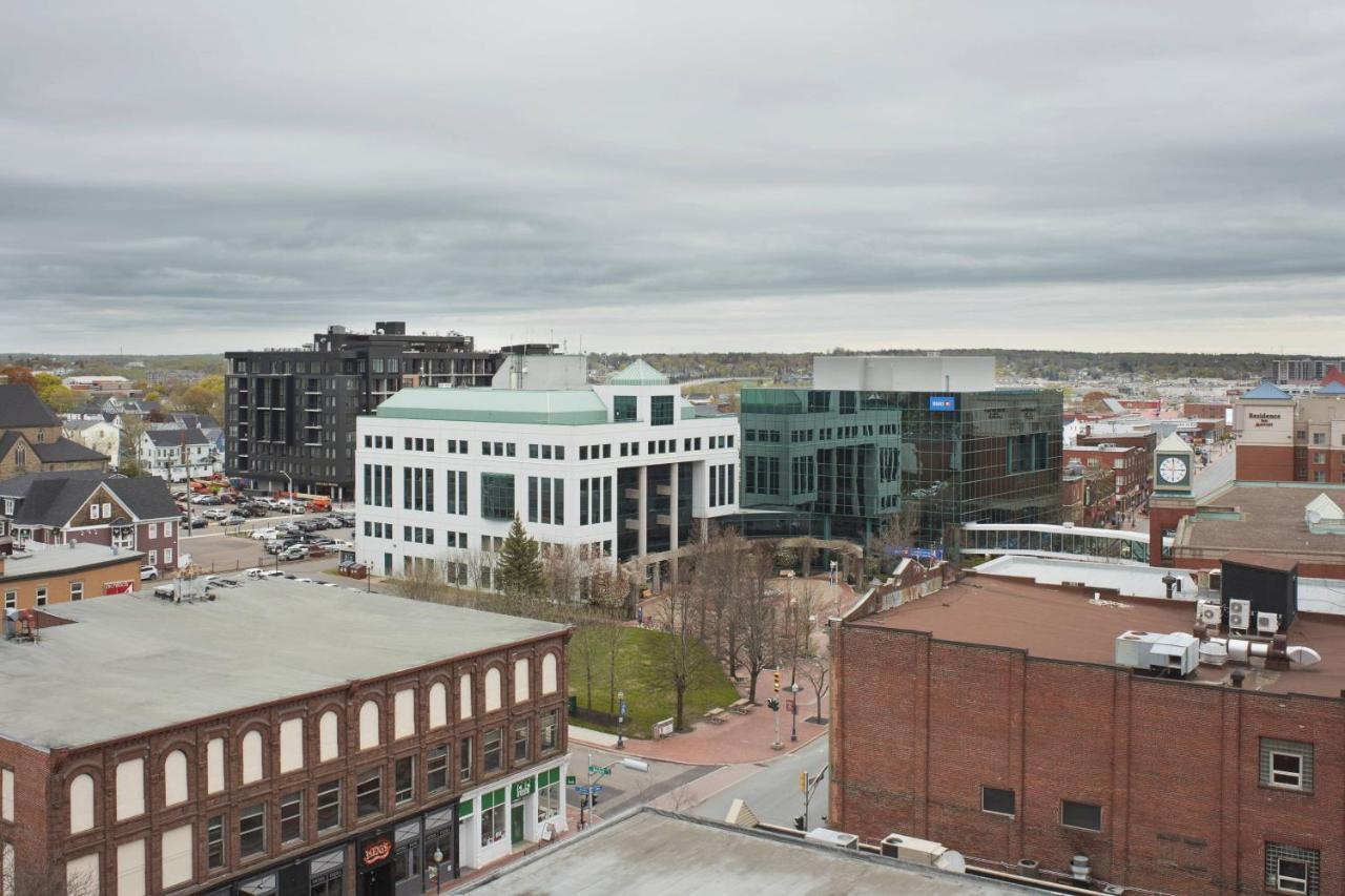Delta Hotels By Marriott Beausejour Moncton Bagian luar foto