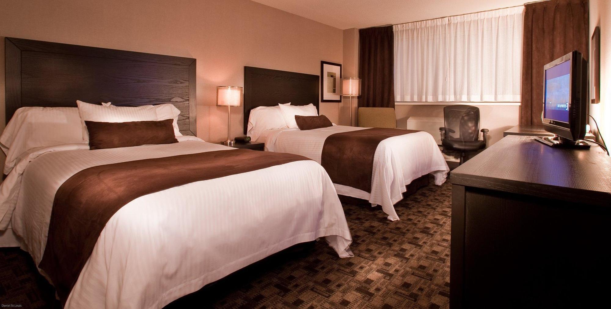 Delta Hotels By Marriott Beausejour Moncton Bagian luar foto